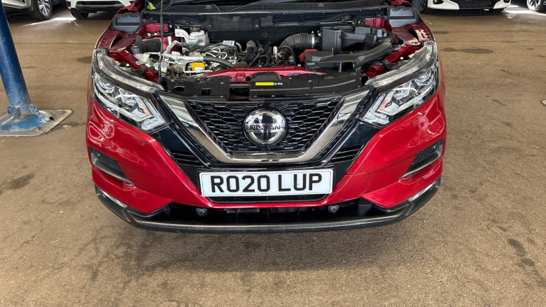 Nissan Qashqai 1.3 DiG-T 160 Acenta Premium 5dr Petrol Hatchback